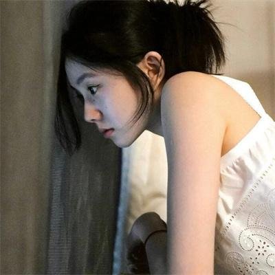 天颤地惧,两眼非兄