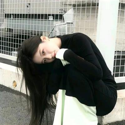 只有悲伤才是美丽的
